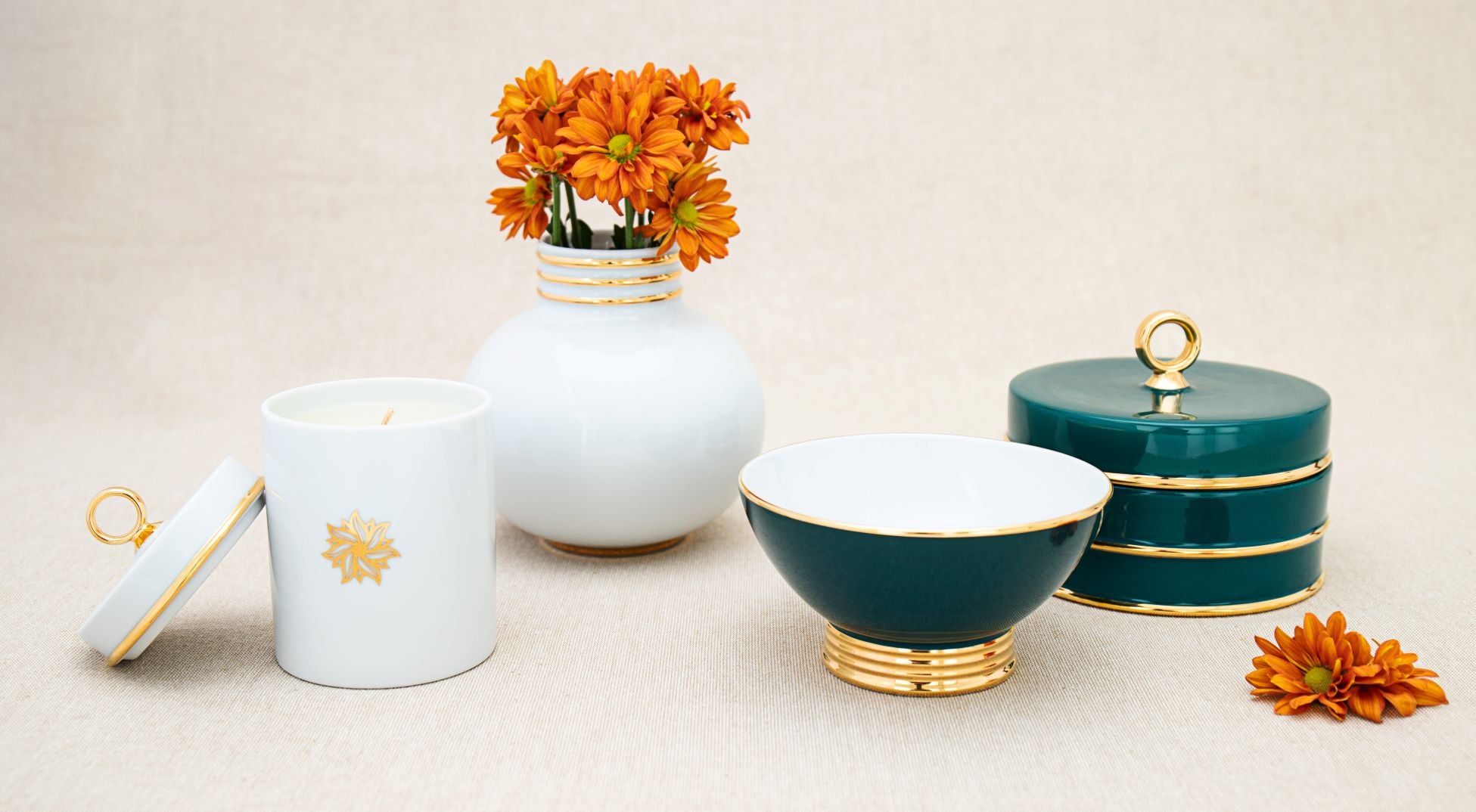 Casanoi Arienne Peacock Accent Bowl