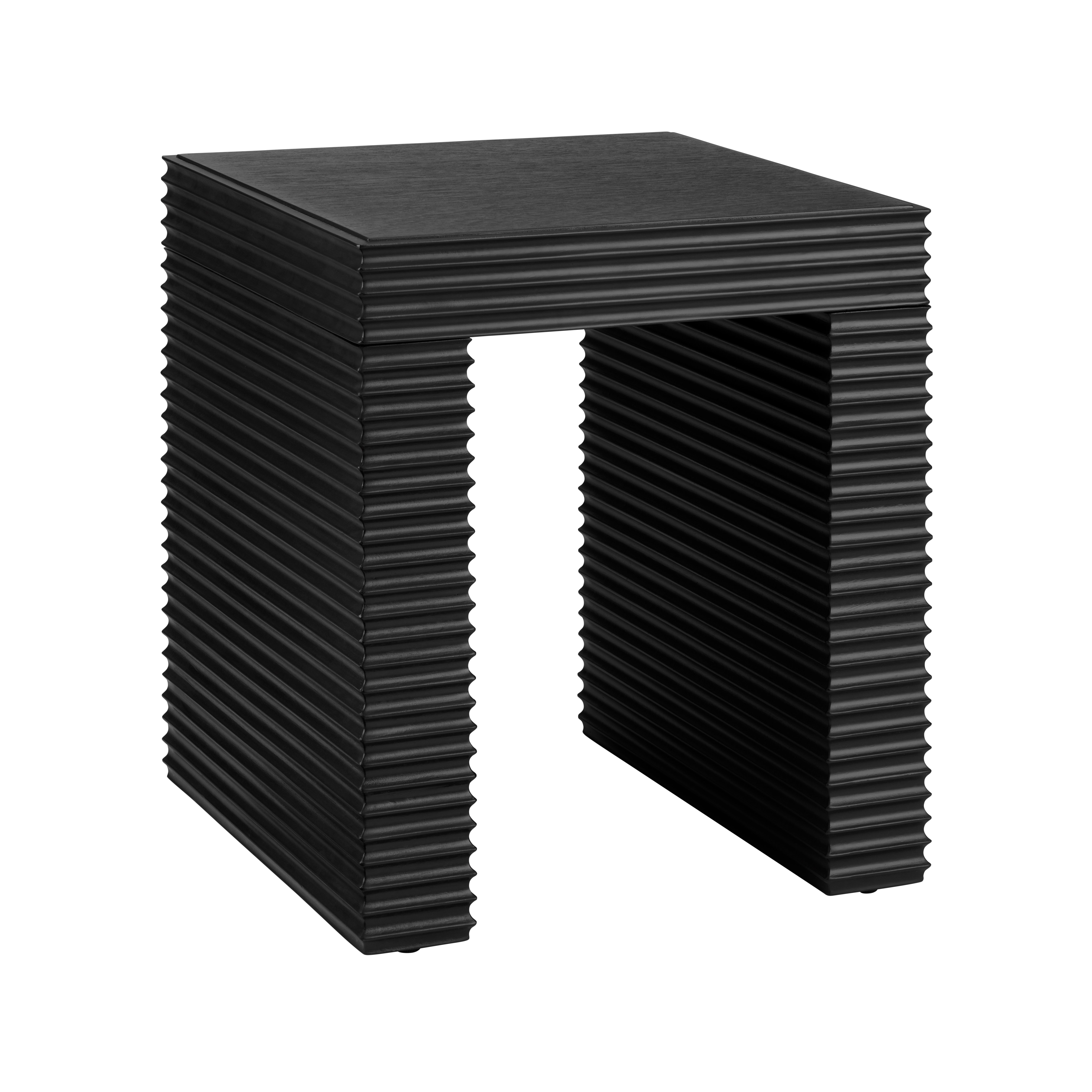 Crestview Hendrix End Table