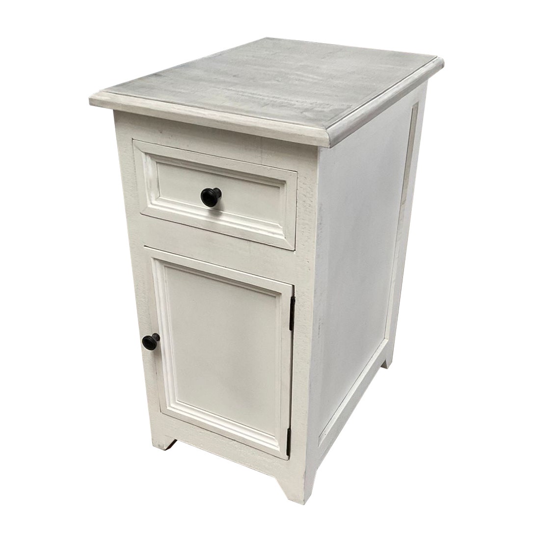 Crestview Queenstown Chairside Table