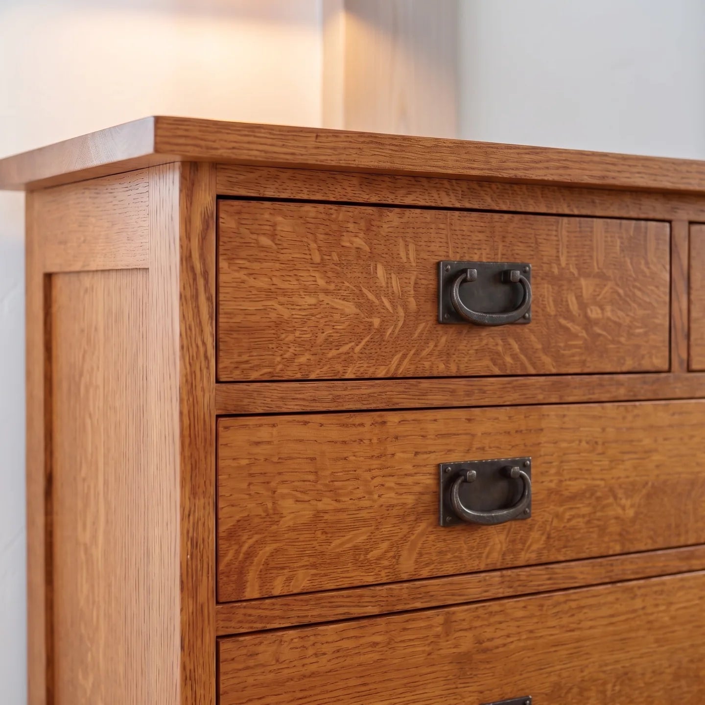 Trend Manor Heirloom Quality Seven Drawer Solid Oak Chest With 7 Step Finish 3107
